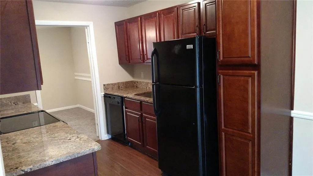 8740 Roswell Road Unit 5d, Atlanta, Georgia 30350, 2 Bedrooms Bedrooms, ,2 BathroomsBathrooms,Residential,Sold,8740 Roswell Road Unit 5d,5668557