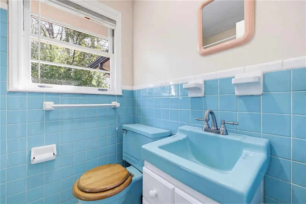 5735 Pine Brook Road, Atlanta, Georgia 30328, 4 Bedrooms Bedrooms, ,3 BathroomsBathrooms,Residential,For Sale,5735 Pine Brook Road,7740458