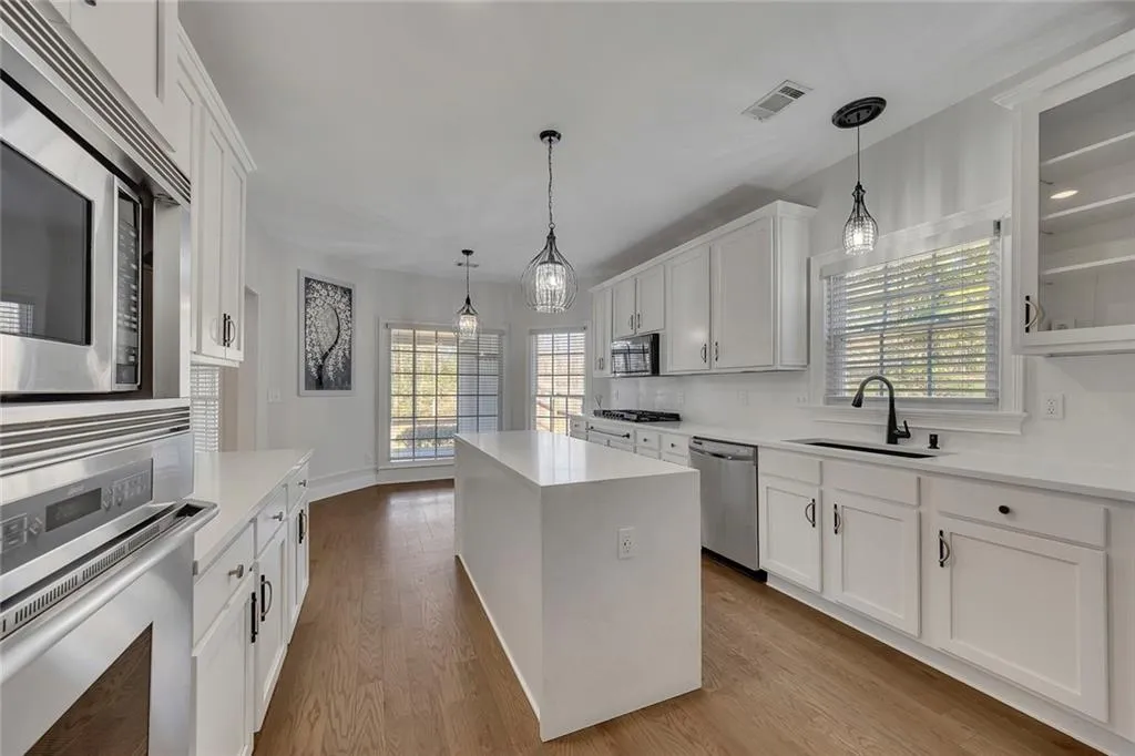 340 Whitley Park Drive, Atlanta, Georgia 30350, 4 Bedrooms Bedrooms, ,3 BathroomsBathrooms,Residential,Sold,340 Whitley Park Drive,7710481