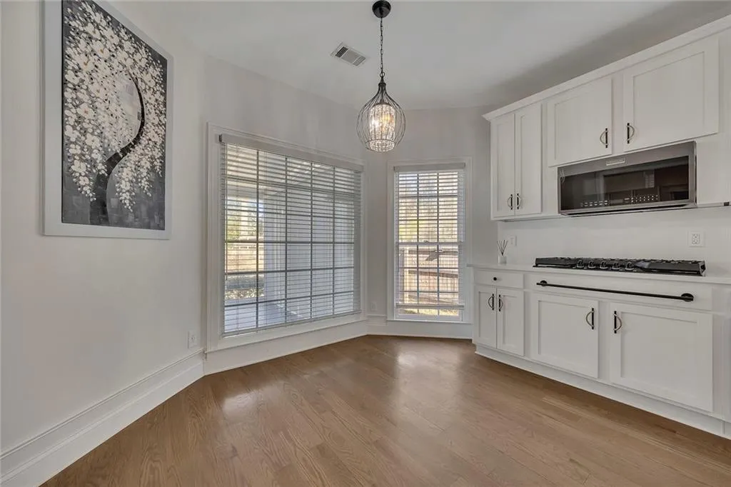 340 Whitley Park Drive, Atlanta, Georgia 30350, 4 Bedrooms Bedrooms, ,3 BathroomsBathrooms,Residential,Sold,340 Whitley Park Drive,7710481