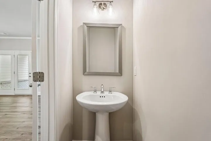 1170