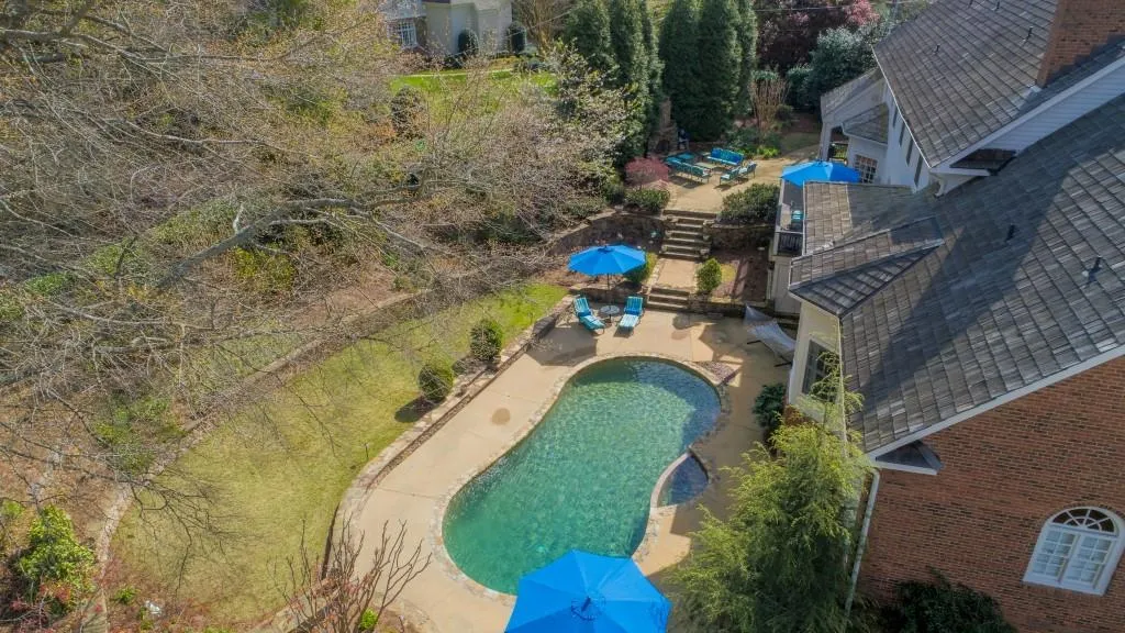 15 Old Vermont Place, Atlanta, Georgia 30328, 6 Bedrooms Bedrooms, ,7 BathroomsBathrooms,Residential,Sold,15 Old Vermont Place,5988468