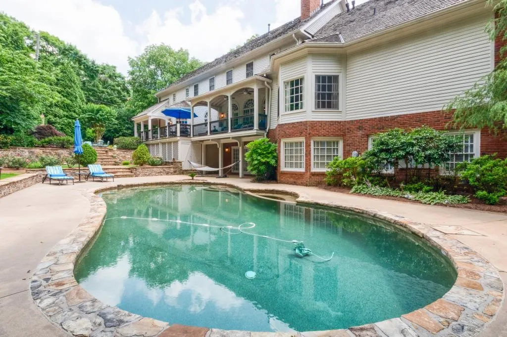 15 Old Vermont Place, Atlanta, Georgia 30328, 6 Bedrooms Bedrooms, ,7 BathroomsBathrooms,Residential,Sold,15 Old Vermont Place,5988468