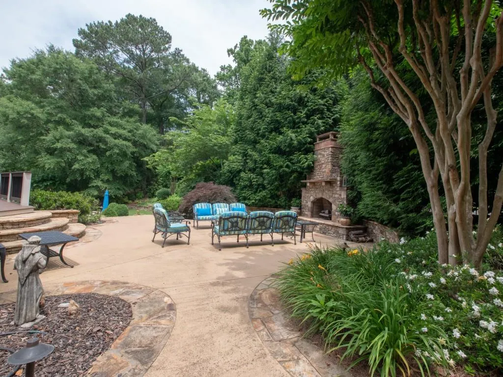 15 Old Vermont Place, Atlanta, Georgia 30328, 6 Bedrooms Bedrooms, ,7 BathroomsBathrooms,Residential,Sold,15 Old Vermont Place,5988468