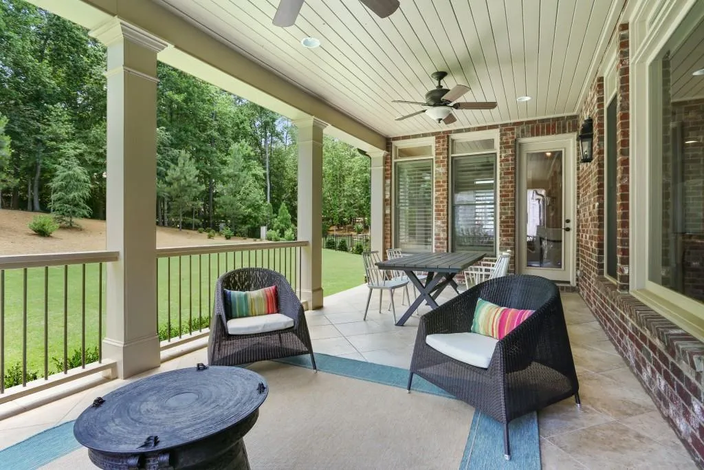 3809 Teesdale Court, Sandy Springs, Georgia 30350, 5 Bedrooms Bedrooms, ,5 BathroomsBathrooms,Residential,Sold,3809 Teesdale Court,5861861
