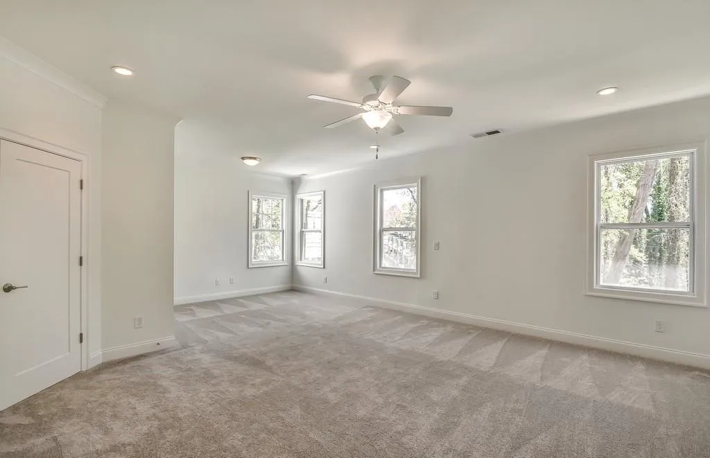 3010 Eamont Terrace, Sandy Springs, Georgia 30328, 5 Bedrooms Bedrooms, ,4 BathroomsBathrooms,Residential,Sold,3010 Eamont Terrace,6090204