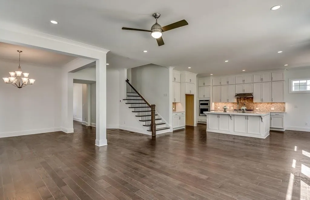 3010 Eamont Terrace, Sandy Springs, Georgia 30328, 5 Bedrooms Bedrooms, ,4 BathroomsBathrooms,Residential,Sold,3010 Eamont Terrace,6090204