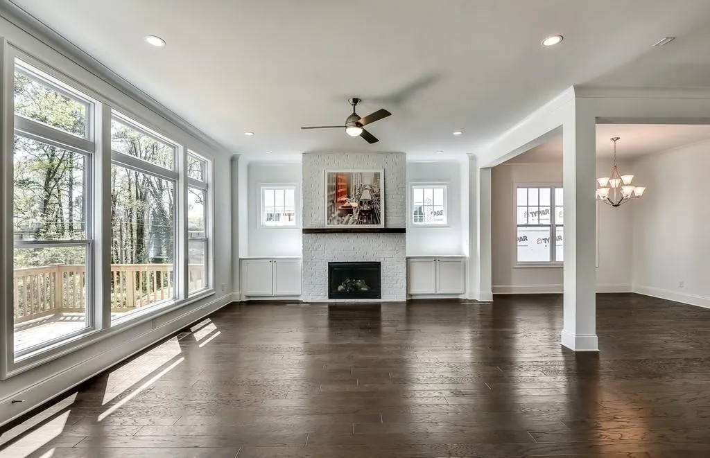 3010 Eamont Terrace, Sandy Springs, Georgia 30328, 5 Bedrooms Bedrooms, ,4 BathroomsBathrooms,Residential,Sold,3010 Eamont Terrace,6090204