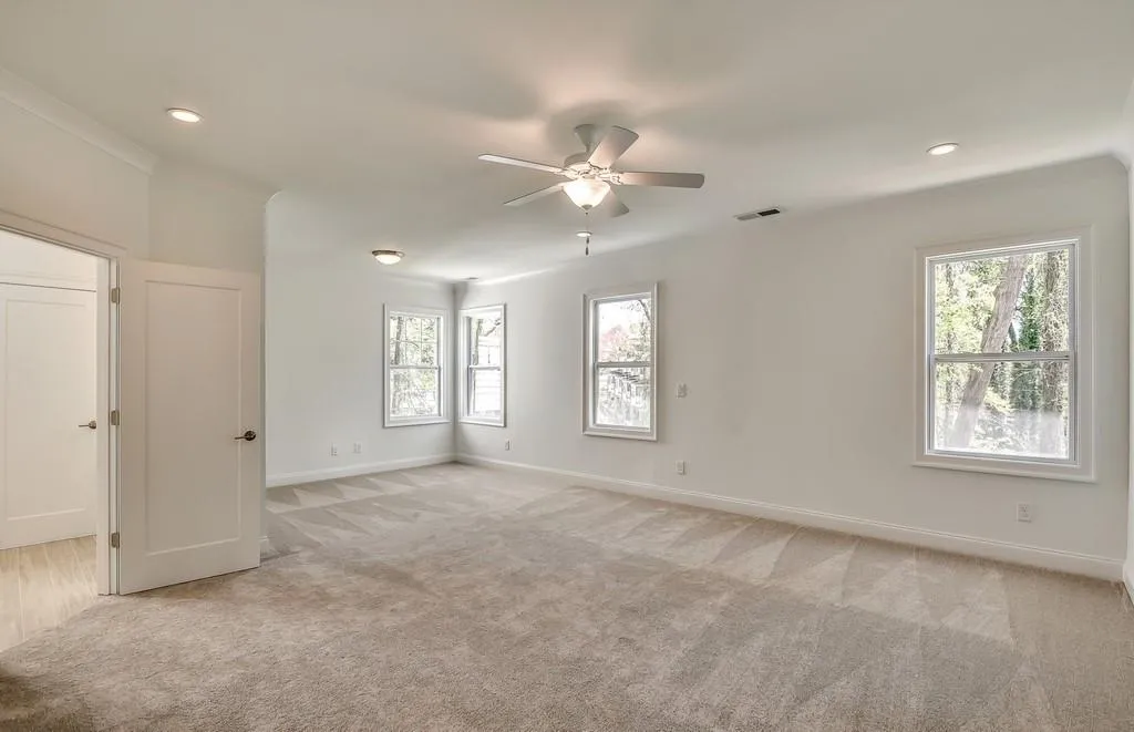 3010 Eamont Terrace, Sandy Springs, Georgia 30328, 5 Bedrooms Bedrooms, ,4 BathroomsBathrooms,Residential,Sold,3010 Eamont Terrace,6090204