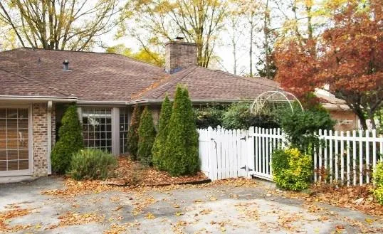 5790 Riverwood Drive, Sandy Springs, Georgia 30328, 3 Bedrooms Bedrooms, ,3 BathroomsBathrooms,Residential,Sold,5790 Riverwood Drive,5774861 5790 Riverwood Drive, Sandy Springs, Georgia 30328, 3 Bedrooms Bedrooms, ,3 BathroomsBathrooms,Residential,Sold,5790 Riverwood Drive,5774861