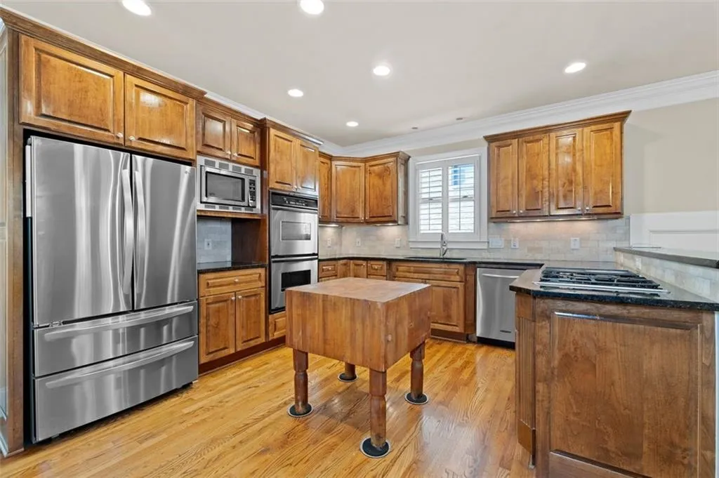 1012 Madeline Lane, Atlanta, Georgia 30350, 4 Bedrooms Bedrooms, ,3 BathroomsBathrooms,Residential,For Sale,1012 Madeline Lane,7640213