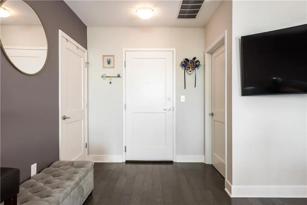 2795 Peachtree Road Ne Unit 2406, Atlanta, Georgia 30305, 3 Bedrooms Bedrooms, ,3 BathroomsBathrooms,Residential,Sold,2795 Peachtree Road Ne Unit 2406,6546017
