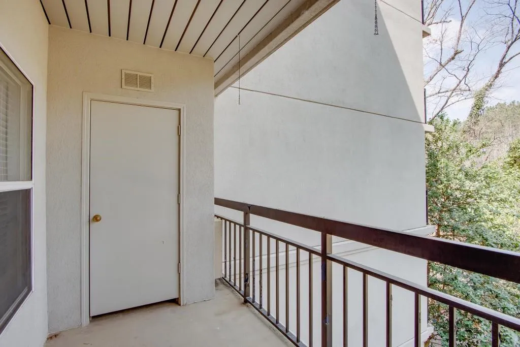 2207 River Green Drive Nw, Atlanta, Georgia 30327, 2 Bedrooms Bedrooms, 0 ,2 BathroomsBathrooms,Residential,For Sale,2207 River Green Drive Nw,7745469