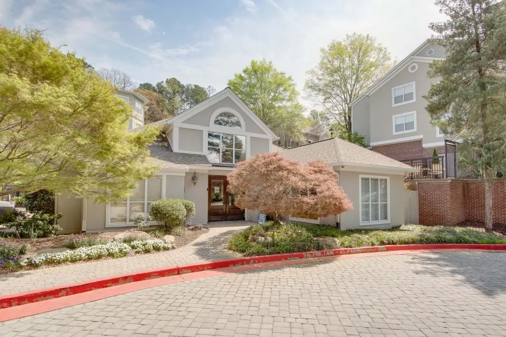 2207 River Green Drive Nw, Atlanta, Georgia 30327, 2 Bedrooms Bedrooms, 0 ,2 BathroomsBathrooms,Residential,For Sale,2207 River Green Drive Nw,7745469