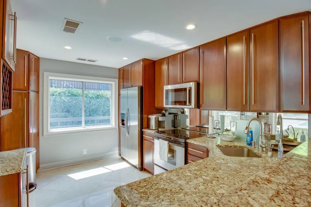 2207 River Green Drive Nw, Atlanta, Georgia 30327, 2 Bedrooms Bedrooms, 0 ,2 BathroomsBathrooms,Residential,For Sale,2207 River Green Drive Nw,7745469