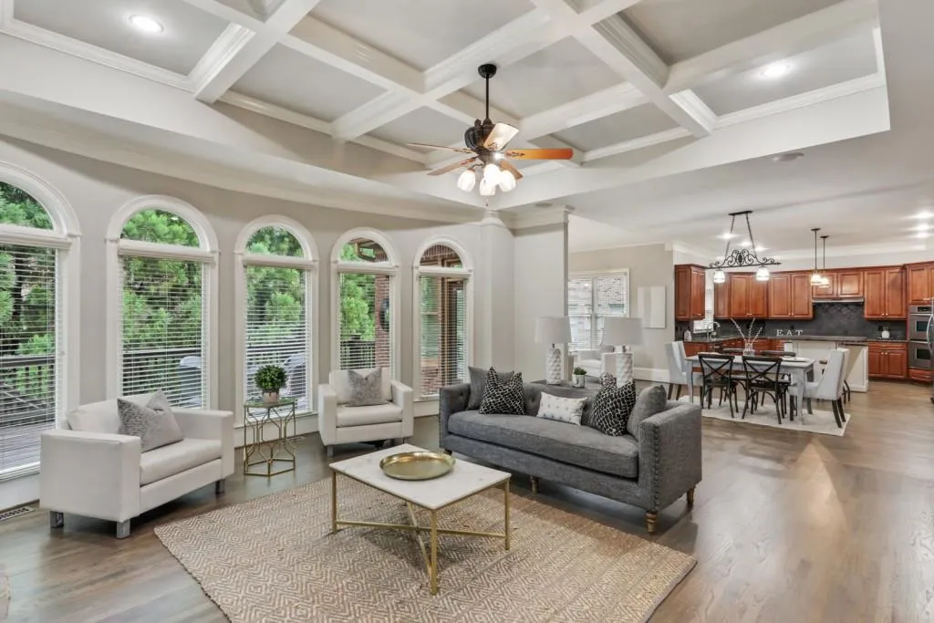 115 Glengate Avenue, Atlanta, Georgia 30328, 6 Bedrooms Bedrooms, ,6 BathroomsBathrooms,Residential,Sold,115 Glengate Avenue,6918850