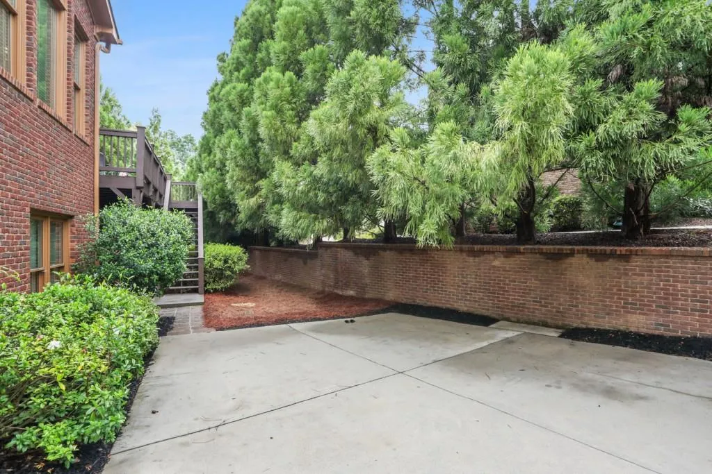 115 Glengate Avenue, Atlanta, Georgia 30328, 6 Bedrooms Bedrooms, ,6 BathroomsBathrooms,Residential,Sold,115 Glengate Avenue,6918850