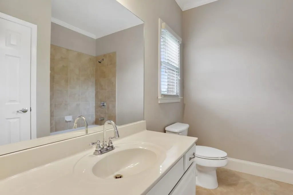 115 Glengate Avenue, Atlanta, Georgia 30328, 6 Bedrooms Bedrooms, ,6 BathroomsBathrooms,Residential,Sold,115 Glengate Avenue,6918850