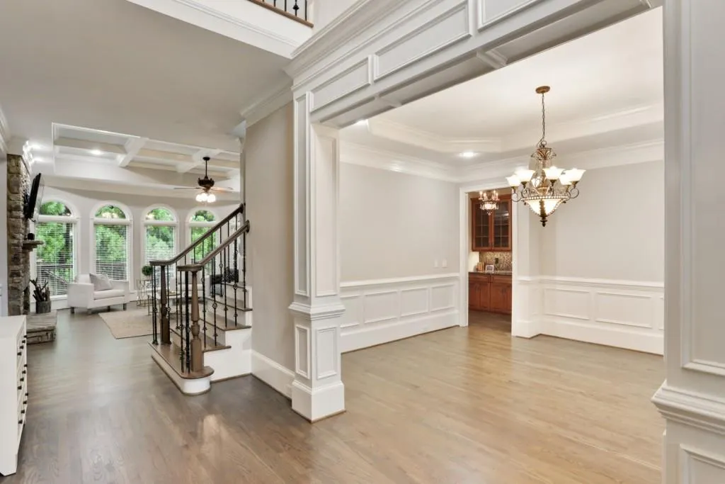 115 Glengate Avenue, Atlanta, Georgia 30328, 6 Bedrooms Bedrooms, ,6 BathroomsBathrooms,Residential,Sold,115 Glengate Avenue,6918850