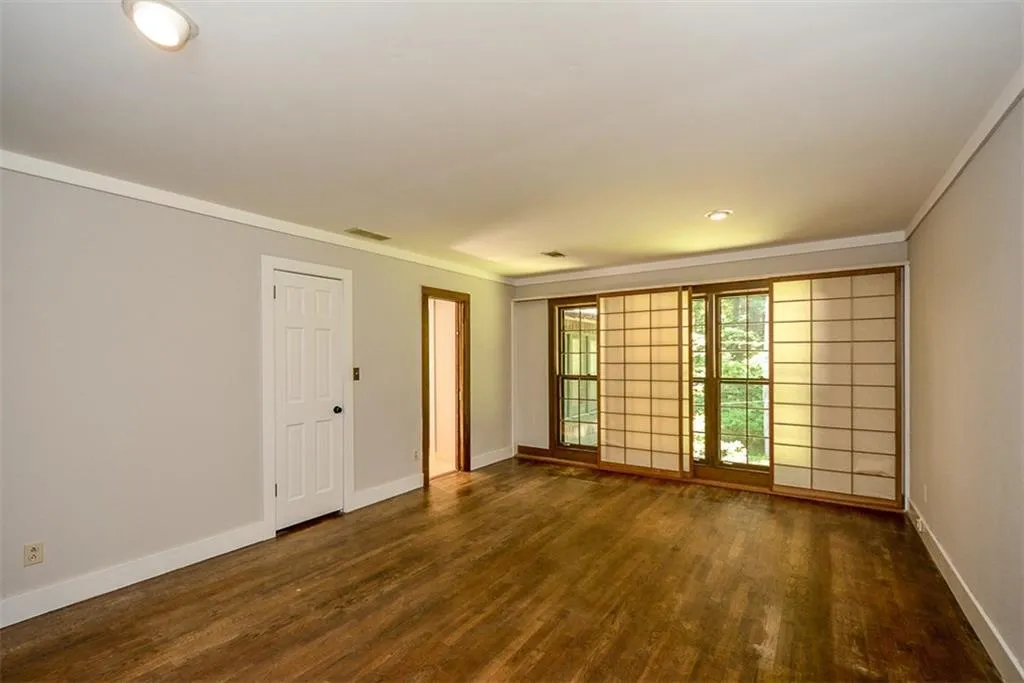8100 Innsbruck Drive, Sandy Springs, Georgia 30350, 5 Bedrooms Bedrooms, ,4 BathroomsBathrooms,Residential,Sold,8100 Innsbruck Drive,6044800