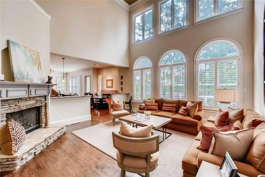 265 Lake Summit View, Atlanta, Georgia 30342, 5 Bedrooms Bedrooms, ,4 BathroomsBathrooms,Residential,Sold,265 Lake Summit View,5856551