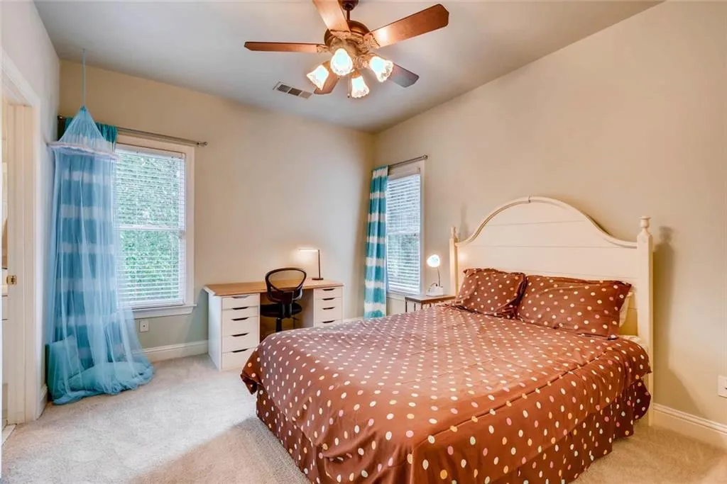 265 Lake Summit View, Atlanta, Georgia 30342, 5 Bedrooms Bedrooms, ,4 BathroomsBathrooms,Residential,Sold,265 Lake Summit View,5856551