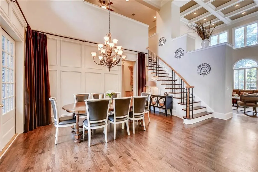 265 Lake Summit View, Atlanta, Georgia 30342, 5 Bedrooms Bedrooms, ,4 BathroomsBathrooms,Residential,Sold,265 Lake Summit View,5856551