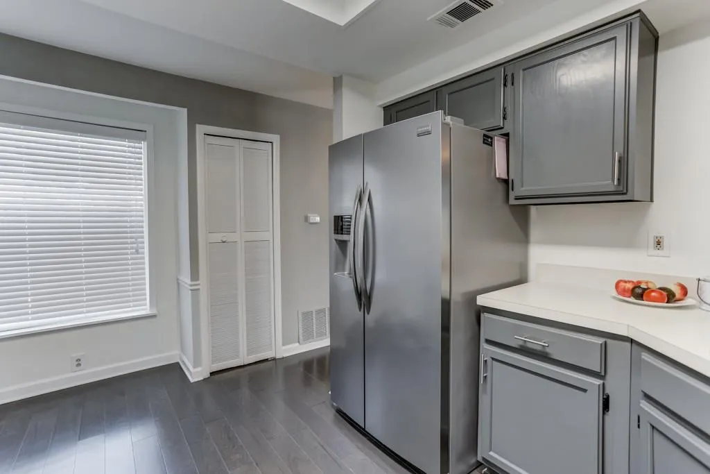 27 Dunwoody Springs Drive Unit 27, Atlanta, Georgia 30328, 2 Bedrooms Bedrooms, ,2 BathroomsBathrooms,Residential,Sold,27 Dunwoody Springs Drive Unit 27,6107122