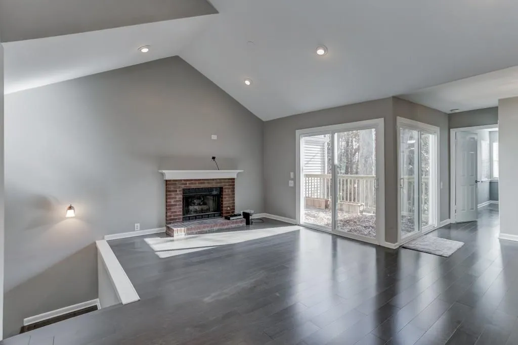 27 Dunwoody Springs Drive Unit 27, Atlanta, Georgia 30328, 2 Bedrooms Bedrooms, ,2 BathroomsBathrooms,Residential,Sold,27 Dunwoody Springs Drive Unit 27,6107122