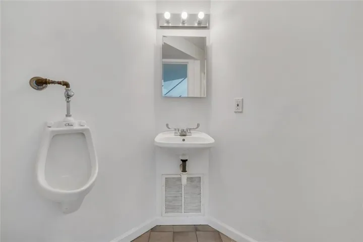 1170