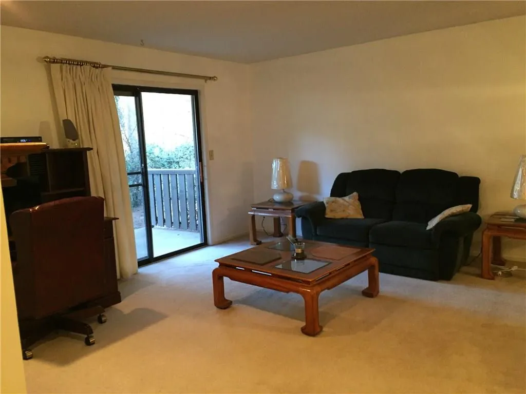 1205 Woodcliff Drive, Sandy Springs, Georgia 30350, 2 Bedrooms Bedrooms, ,2 BathroomsBathrooms,Residential,Sold,1205 Woodcliff Drive,5657140