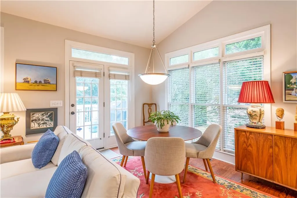 390 Craighead Drive Ne, Atlanta, Georgia 30319, 4 Bedrooms Bedrooms, ,3 BathroomsBathrooms,Residential,Sold,390 Craighead Drive Ne,7128918