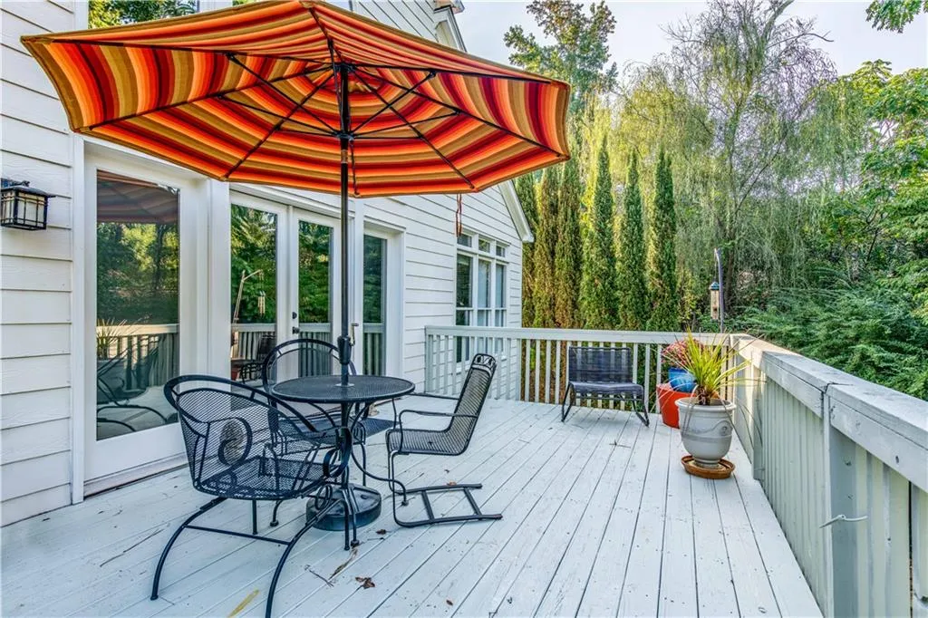 390 Craighead Drive Ne, Atlanta, Georgia 30319, 4 Bedrooms Bedrooms, ,3 BathroomsBathrooms,Residential,Sold,390 Craighead Drive Ne,7128918