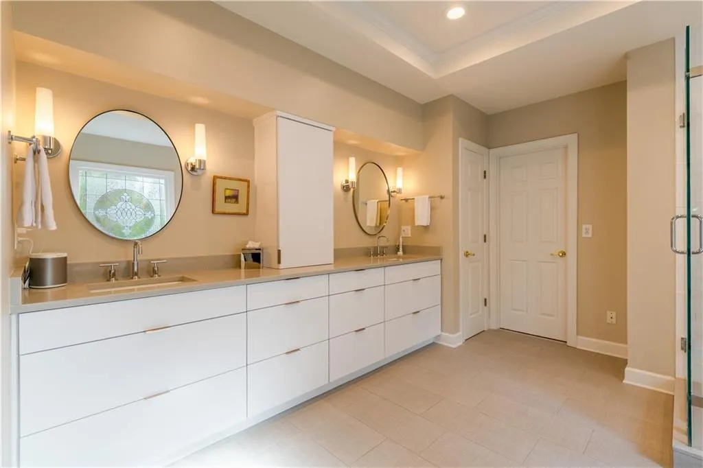 390 Craighead Drive Ne, Atlanta, Georgia 30319, 4 Bedrooms Bedrooms, ,3 BathroomsBathrooms,Residential,Sold,390 Craighead Drive Ne,7128918