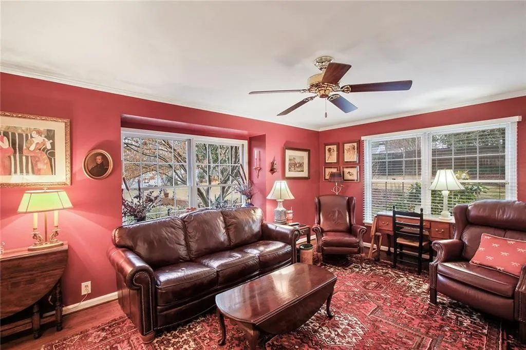6415 Cherry Tree Lane, Sandy Springs, Georgia 30328, 3 Bedrooms Bedrooms, ,3 BathroomsBathrooms,Residential,Sold,6415 Cherry Tree Lane,6669527