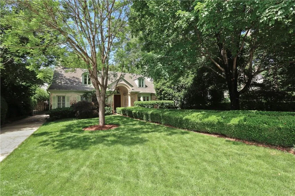 445 Whitmore Drive Nw, Atlanta, Georgia 30305, 4 Bedrooms Bedrooms, ,4 BathroomsBathrooms,Residential,Sold,445 Whitmore Drive Nw,5857152