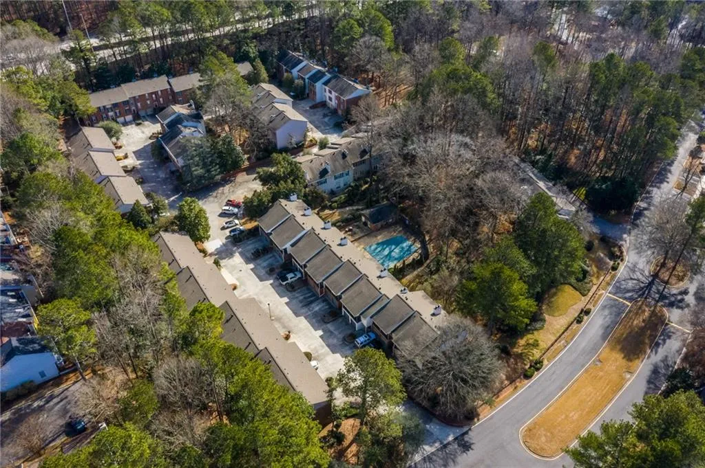 901 Brandywine Circle, Sandy Springs, Georgia 30350, 3 Bedrooms Bedrooms, ,2 BathroomsBathrooms,Residential,Sold,901 Brandywine Circle,6833072