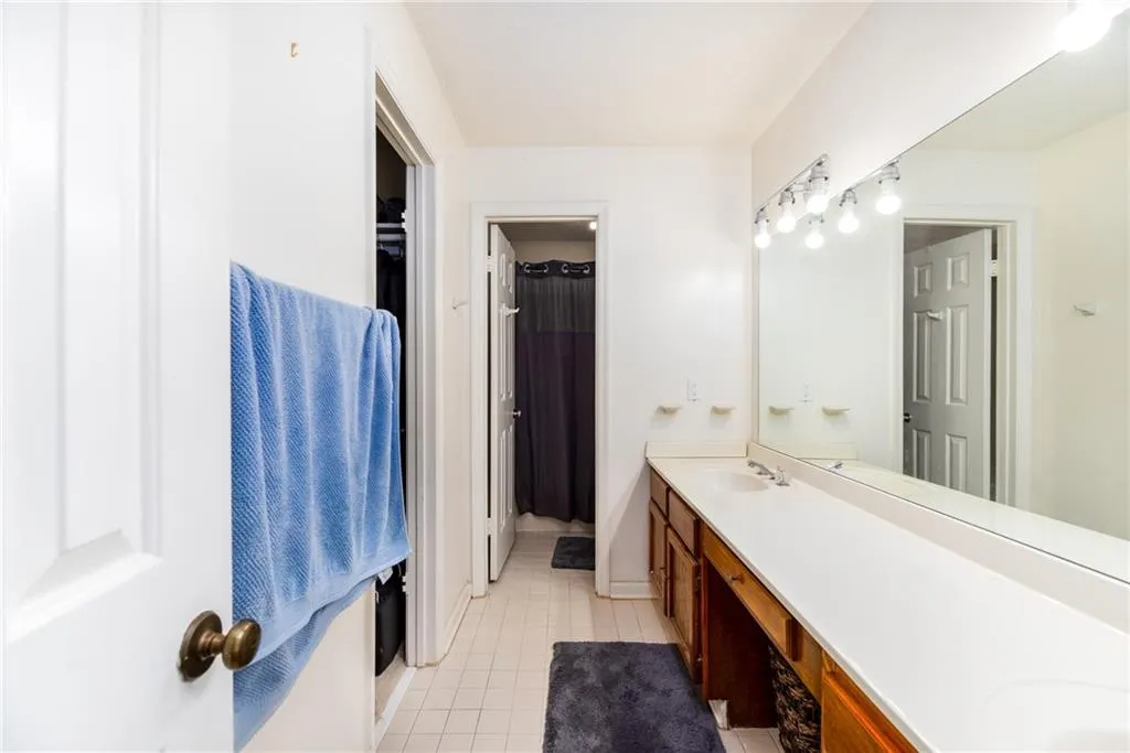 901 Brandywine Circle, Sandy Springs, Georgia 30350, 3 Bedrooms Bedrooms, ,2 BathroomsBathrooms,Residential,Sold,901 Brandywine Circle,6833072