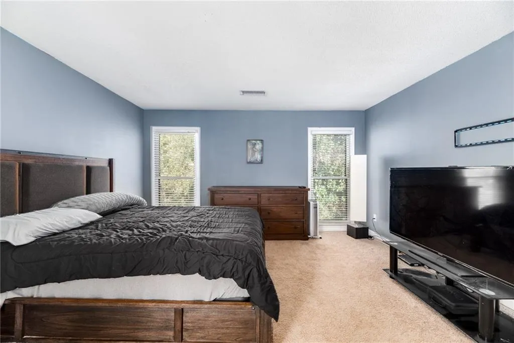 901 Brandywine Circle, Sandy Springs, Georgia 30350, 3 Bedrooms Bedrooms, ,2 BathroomsBathrooms,Residential,Sold,901 Brandywine Circle,6833072