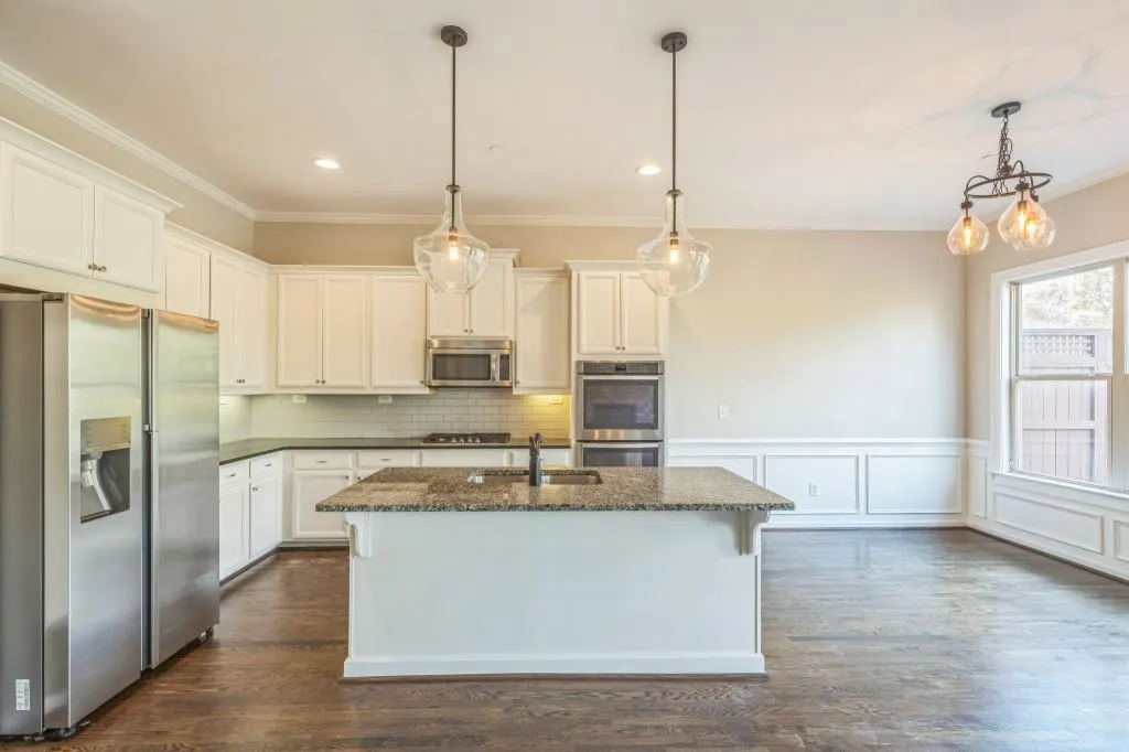 986 Bergeron Place, Atlanta, Georgia 30328, 3 Bedrooms Bedrooms, ,2 BathroomsBathrooms,Residential,Sold,986 Bergeron Place,7490047