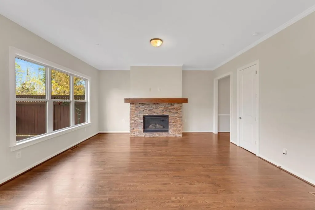 986 Bergeron Place, Atlanta, Georgia 30328, 3 Bedrooms Bedrooms, ,2 BathroomsBathrooms,Residential,Sold,986 Bergeron Place,7490047