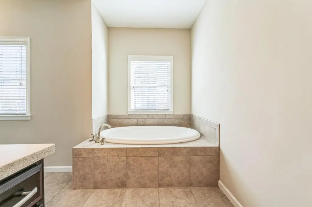 986 Bergeron Place, Atlanta, Georgia 30328, 3 Bedrooms Bedrooms, ,2 BathroomsBathrooms,Residential,Sold,986 Bergeron Place,7490047