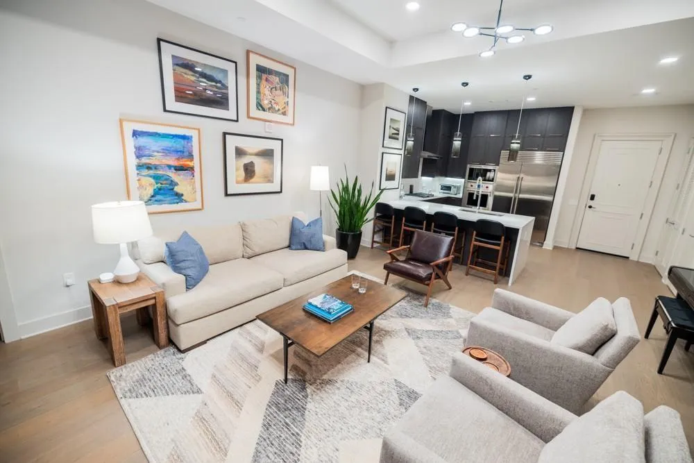 40 12th Street Ne Unit 1701, Atlanta, Georgia 30309, 2 Bedrooms Bedrooms, ,2 BathroomsBathrooms,Residential,Sold,40 12th Street Ne Unit 1701,7513470