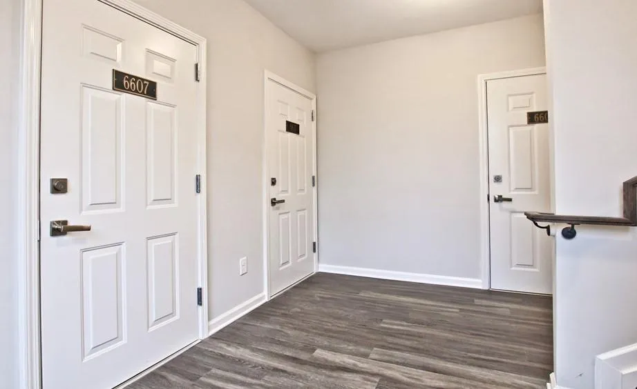 6607 Sterling Drive Unit 645, Sandy Springs, Georgia 30328, 1 Bedroom Bedrooms, ,2 BathroomsBathrooms,Residential,Sold,6607 Sterling Drive Unit 645,6678520