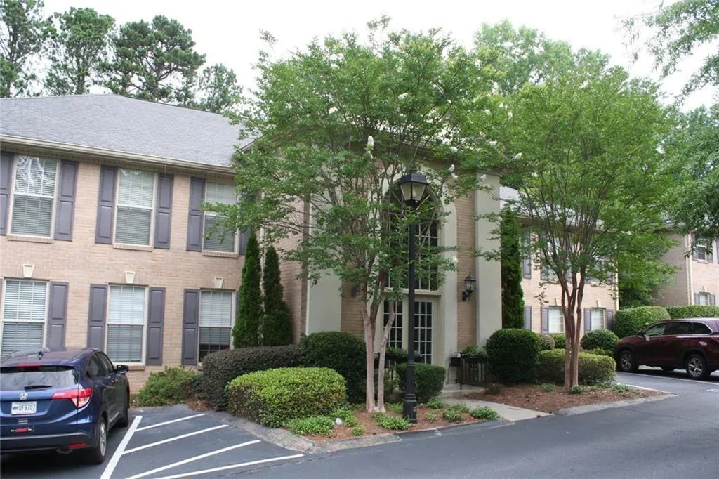 750 Dalrymple Road Unit I-4, Atlanta, Georgia 30328, 3 Bedrooms Bedrooms, ,2 BathroomsBathrooms,Residential,Sold,750 Dalrymple Road Unit I-4,6503408