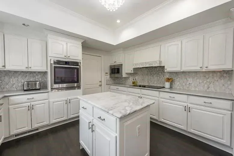 9930 Huntcliff Trace, Sandy Springs, Georgia 30350, 5 Bedrooms Bedrooms, ,3 BathroomsBathrooms,Residential,Sold,9930 Huntcliff Trace,6666298