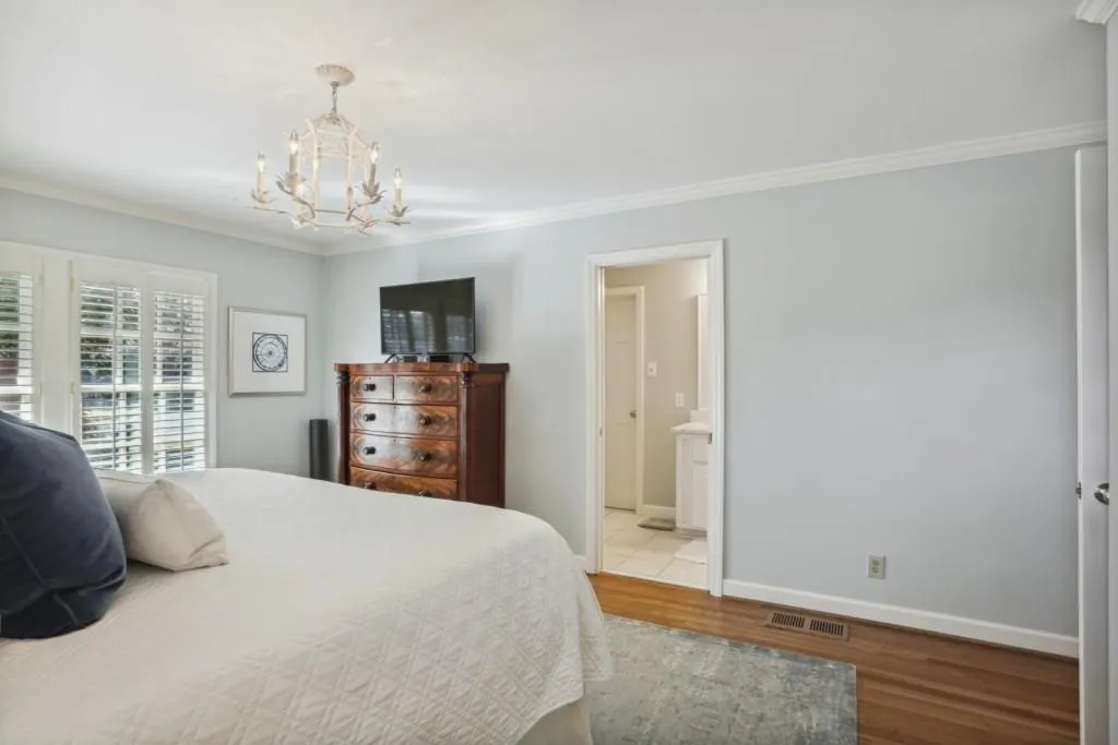 4775 Cherrywood Lane, Atlanta, Georgia 30342, 4 Bedrooms Bedrooms, ,2 BathroomsBathrooms,Residential,Sold,4775 Cherrywood Lane,7142387