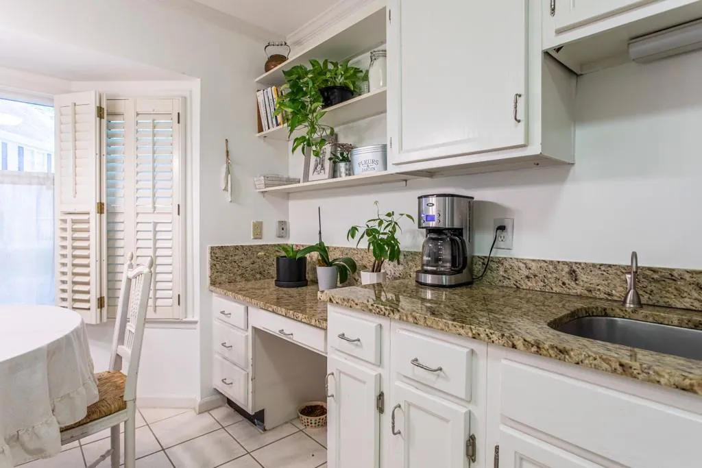 504 Bainbridge Drive, Atlanta, Georgia 30327, 3 Bedrooms Bedrooms, ,2 BathroomsBathrooms,Residential,Sold,504 Bainbridge Drive,6920242