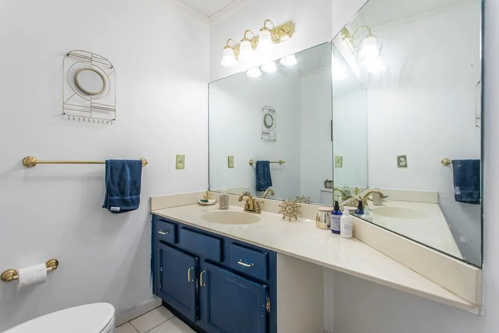 504 Bainbridge Drive, Atlanta, Georgia 30327, 3 Bedrooms Bedrooms, ,2 BathroomsBathrooms,Residential,Sold,504 Bainbridge Drive,6920242