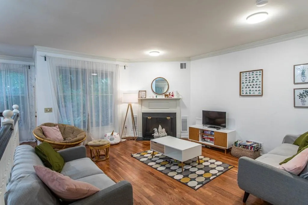 504 Bainbridge Drive, Atlanta, Georgia 30327, 3 Bedrooms Bedrooms, ,2 BathroomsBathrooms,Residential,Sold,504 Bainbridge Drive,6920242